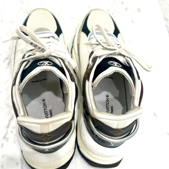 Authentic Louis Vuitton Women’s  Run 55 Trainers Sneakers - size 6.5 US - Picture 13 of 15